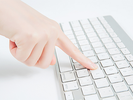 陕西艺景网络科技有限公司是否真的涉及智能机器人与小车研发？